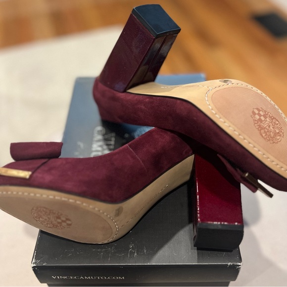 Vince Camuto Ruby Verona Suede and Patent Heels - Picture 4 of 6